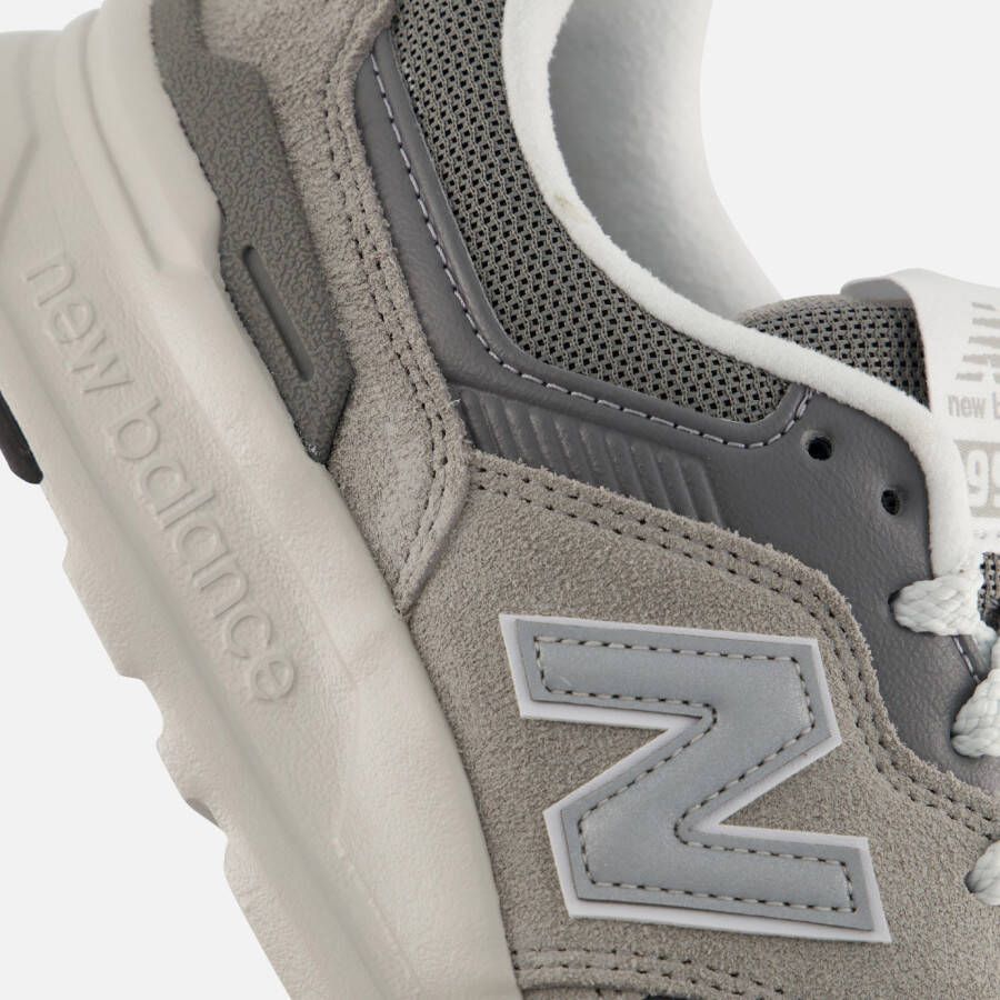 New Balance 997 Running Sneakers grijs Suede