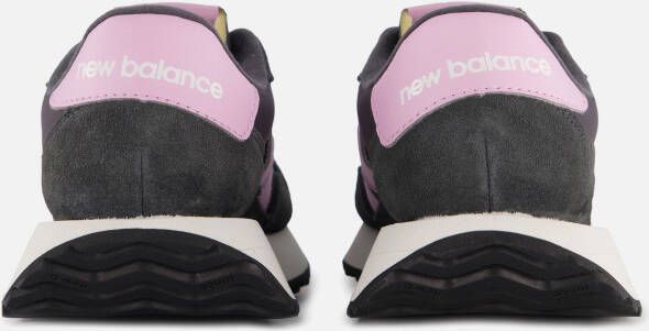 New Balance Sneakers zwart Suede