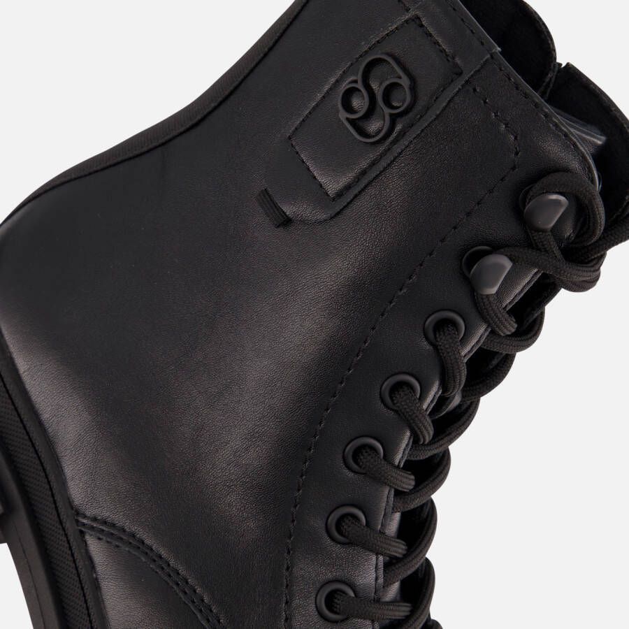 s.Oliver Vegan veterboots zwart