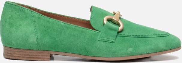 Tamaris Groene suède loafers met verharde hiel en gouden detail Green Dames